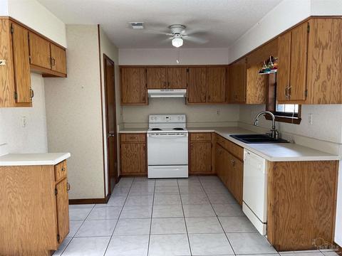 205 W Walker Cir, Crestview, FL 32539 photo 10