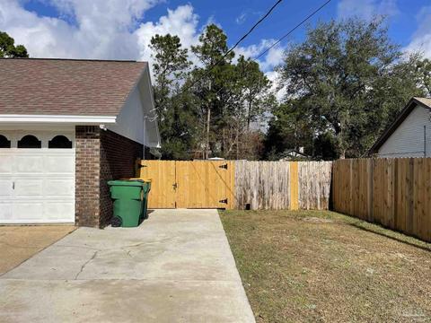 205 W Walker Cir, Crestview, FL 32539 photo 5