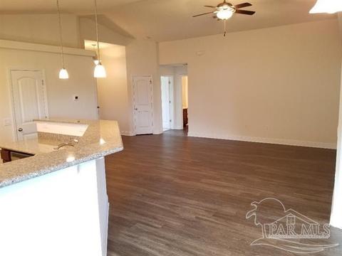 5089 Peach Dr, Pace, FL 32571 photo 2