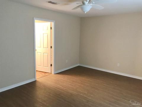 5526 Inwood Dr, Pace, FL 32571 photo 12