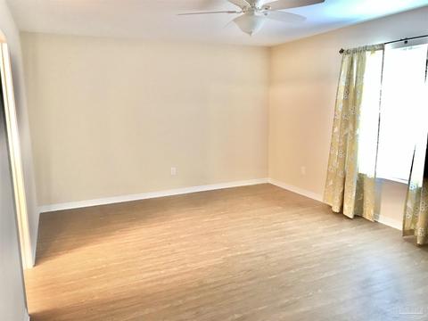 5526 Inwood Dr, Pace, FL 32571 photo 11