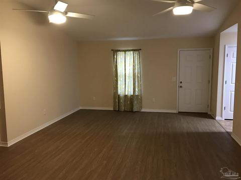 5526 Inwood Dr, Pace, FL 32571 photo 6