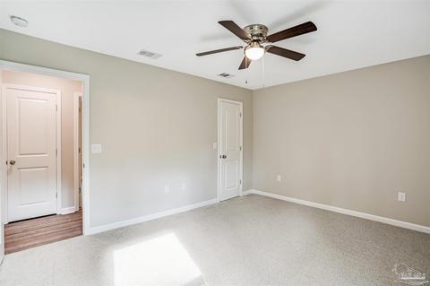 5598 Riviera Dr, Milton, FL 32583 photo 6