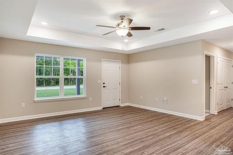 5598 Riviera Dr, Milton, FL 32583 photo 10