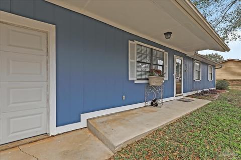 4270 Wellington Dr, Pace, FL 32571 photo 3