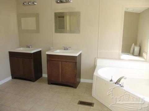 9634 S Trace Rd, Milton, FL 32583 photo 16