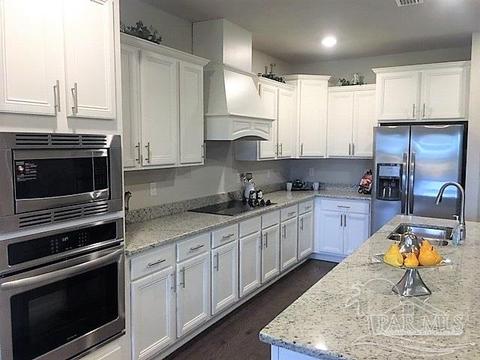 5618 Blake Ln, Pace, FL 32571 photo 3