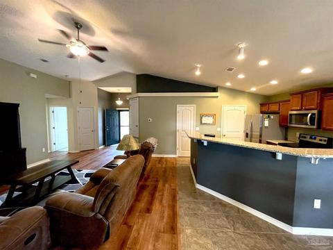 5574 Peach Dr, Pace, FL 32571 photo 9