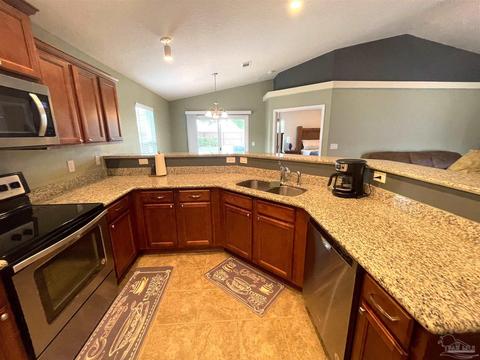5574 Peach Dr, Pace, FL 32571 photo 6