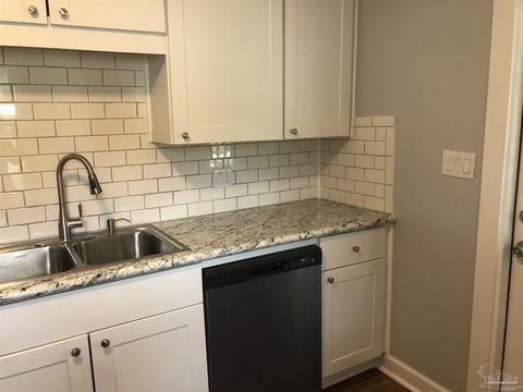 6449 Cedar St, Milton, FL 32570 photo 9