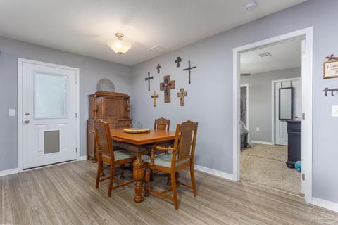 5688 Meadow Rd, Milton, FL 32583 photo 12