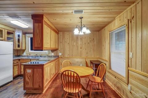 7718 Johnson Rd, Milton, FL 32583 photo 6