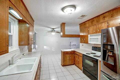 4413 Watkins St, Pace, FL 32571 photo 13