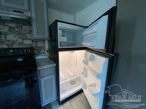 5702 Sunray St, Milton, FL 32570 photo 5