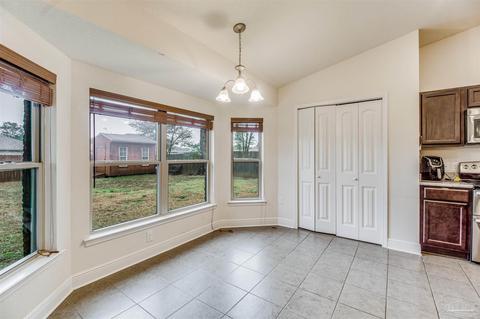 7056 Jacobsview Ln, Milton, FL 32583 photo 10