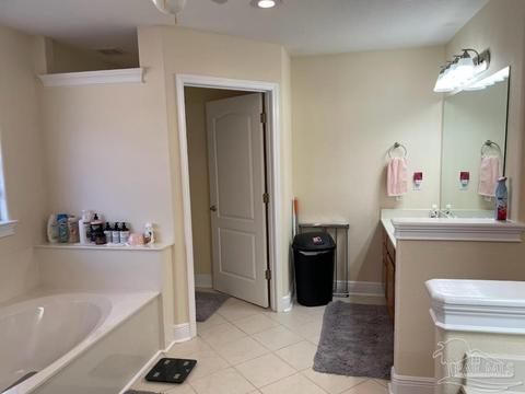 4231 N Cambridge Way, Pace, FL 32571 photo 13