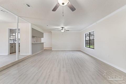 201 Walker Cir, Crestview, FL 32539 photo 11