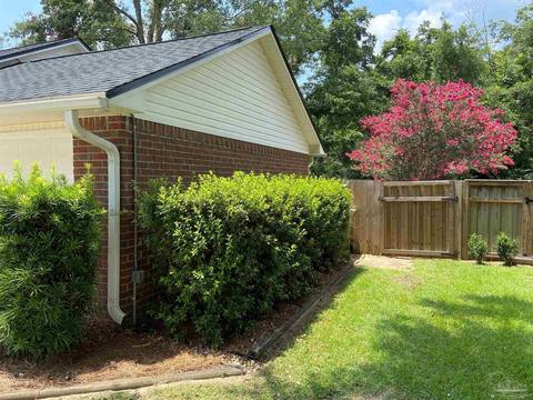 3437 Ashmore Ln, Pace, FL 32571 photo 3