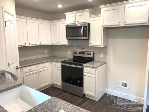 4367 Village Oak Ln, Pace, FL 32571 photo 8