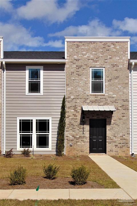 4367 Village Oak Ln, Pace, FL 32571 photo 3