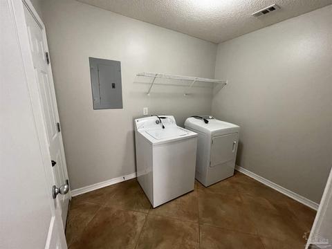 9016 Tara Cir, Milton, FL 32583 photo 19