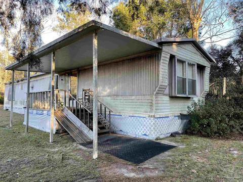 8393 Welcome Rd, Milton, FL 32583 photo 2