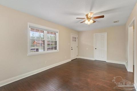 4933 Arpad Ave, Milton, FL 32583 photo 10