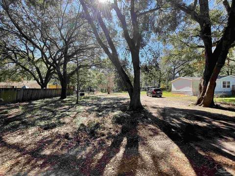 6531 Burdick St, Milton, FL 32583 photo 1
