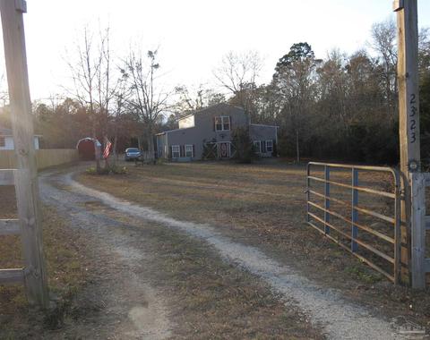 2323 Handy Rd, Cantonment, FL 32533 photo 2