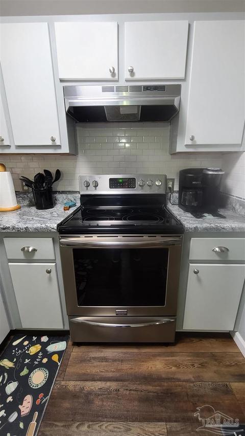 6560 Sinclair St, Milton, FL 32571 photo 9