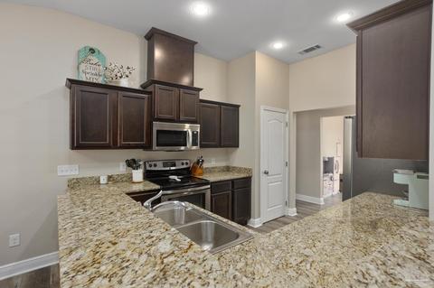 6121 Autumn Pines Cir, Pace, FL 32571 photo 12
