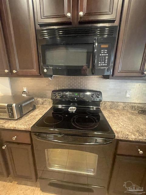 6741 Weathered Dr, Milton, FL 32570 photo 9