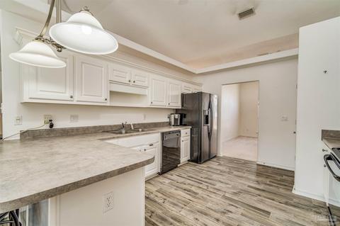 5908 Jameson Cr, Pace, FL 32571 photo 8