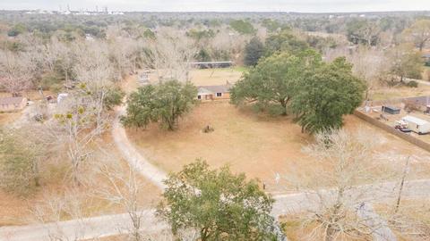 4224 Hillsdale Dr, Pace, FL 32571 photo 2