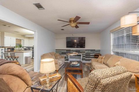 4224 Hillsdale Dr, Pace, FL 32571 photo 7