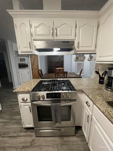 4013 Deerwood Cir, Pace, FL 32571 photo 32