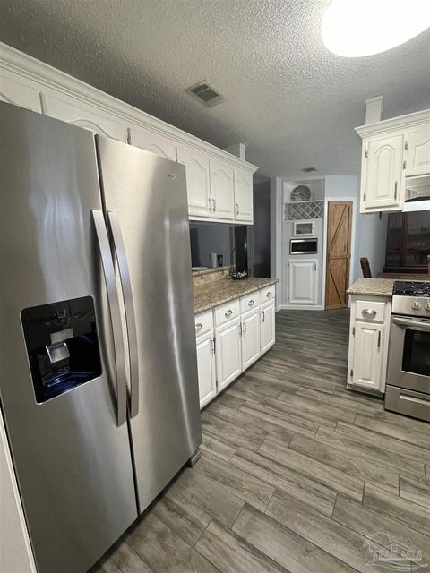 4013 Deerwood Cir, Pace, FL 32571 photo 16