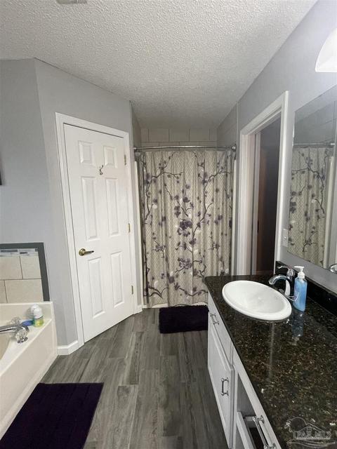 4013 Deerwood Cir, Pace, FL 32571 photo 26