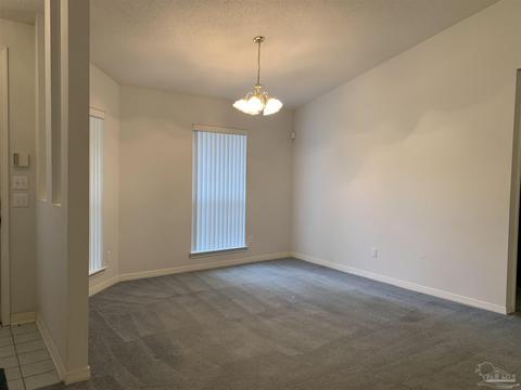 607 Sweetleaf Ct, Cantonment, FL 32533 photo 4