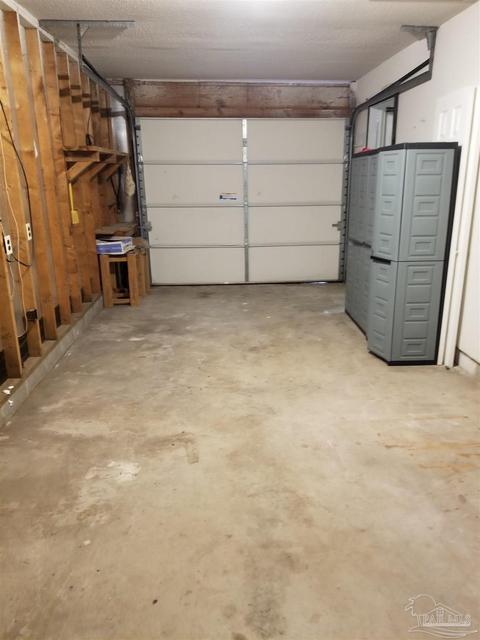 6073 Judy Dr, Milton, FL 32570 photo 13
