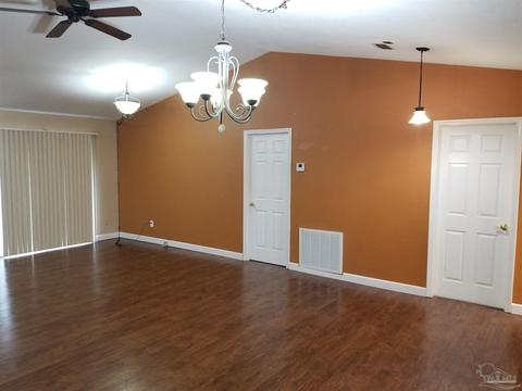 6073 Judy Dr, Milton, FL 32570 photo 6