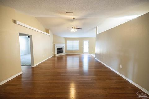 4706 Thousand Oaks Blvd, Pace, FL 32571 photo 3