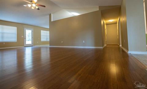 4706 Thousand Oaks Blvd, Pace, FL 32571 photo 5