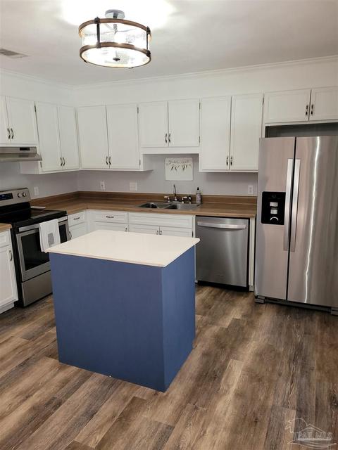 4661 Geiger Rd, Milton, FL 32583 photo 2