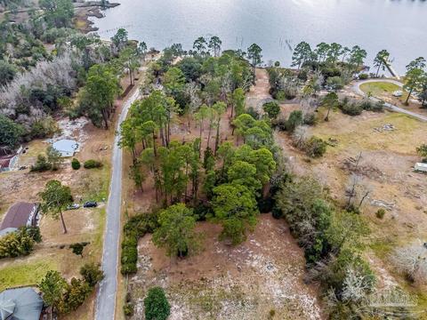 4013 Mae Ln, Milton, FL 32583 photo 5