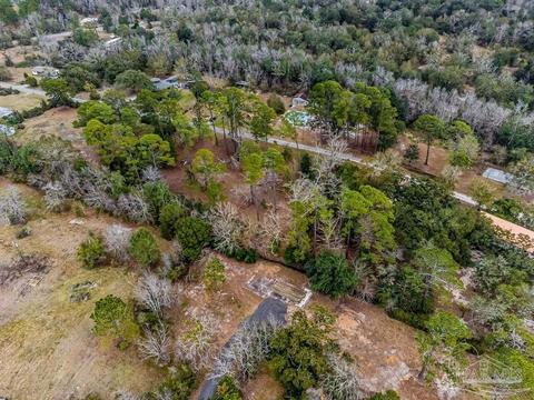 4013 Mae Ln, Milton, FL 32583 photo 9
