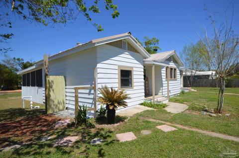 208 Jonah Ave, Cantonment, FL 32533 photo 2