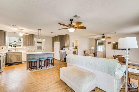 5144 Cora St, Milton, FL 32570 photo 8