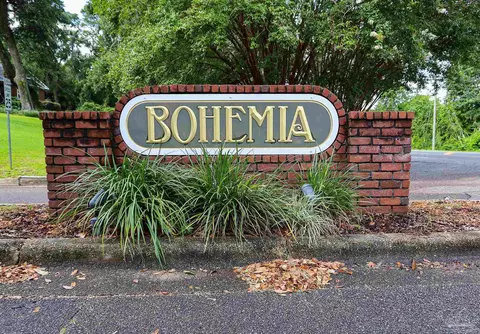 4581 Bohemia Dr, Pensacola, FL 32504