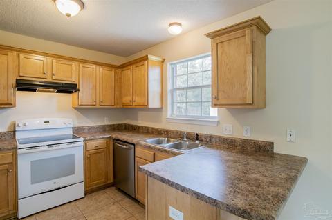 6236 Weekly St, Milton, FL 32570 photo 6